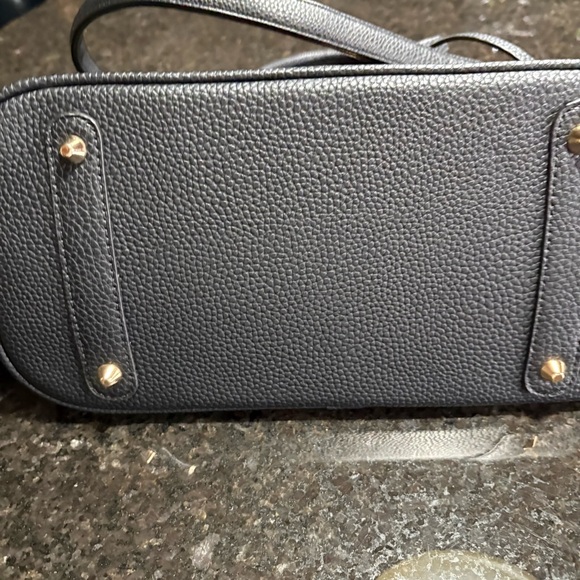 Black tote - Picture 3 of 6